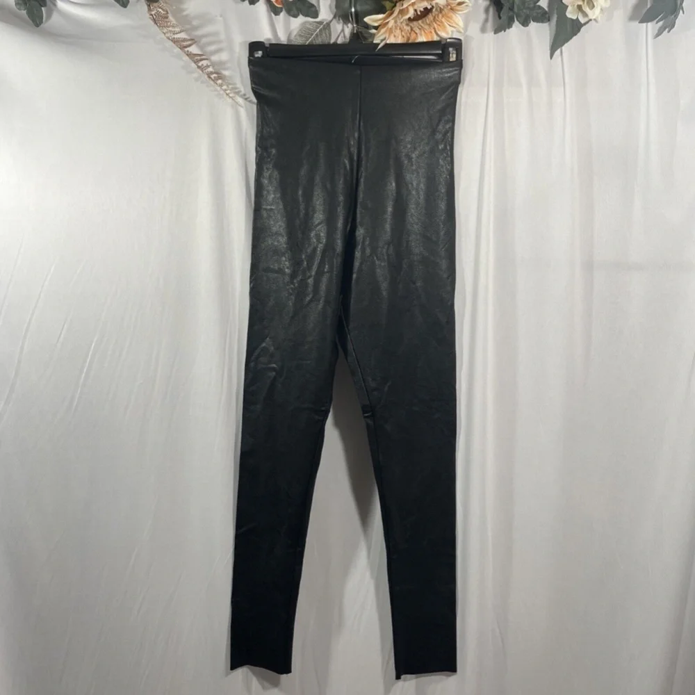 NWT $118 Commando [ Small ] Control Top Faux Leather Leggings in‎ Black